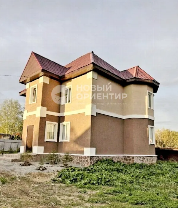 Коттедж, 177 м², участок 13 сот.
