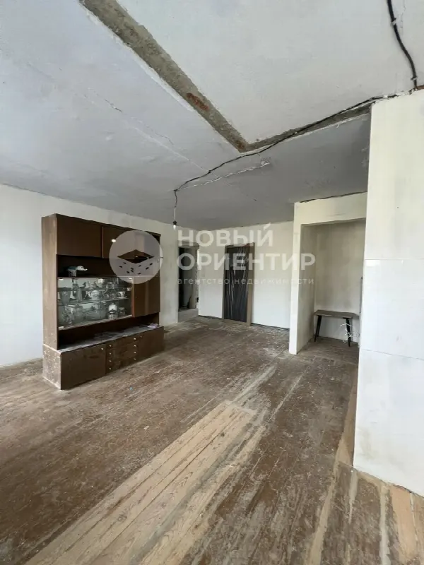 3-комн. квартира, 57 м², 4/4 эт.