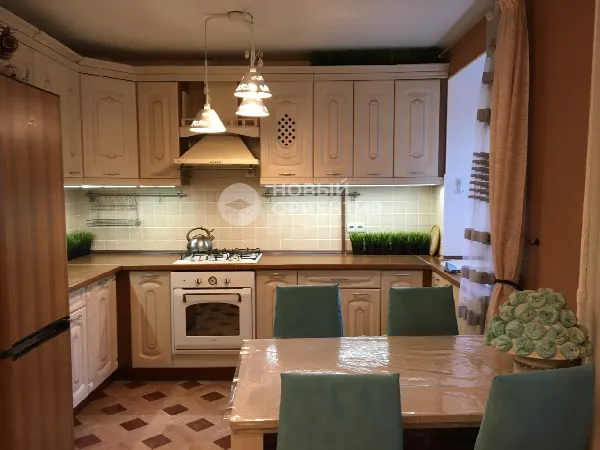 2-комн. квартира, 52 м², 1/9 эт.