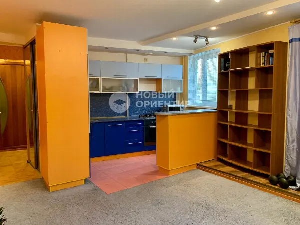 2-комн. квартира, 42.2 м², 4/9 эт.
