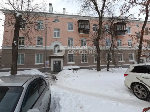 3-комн. квартира, 54.3 м², 3/3 эт.