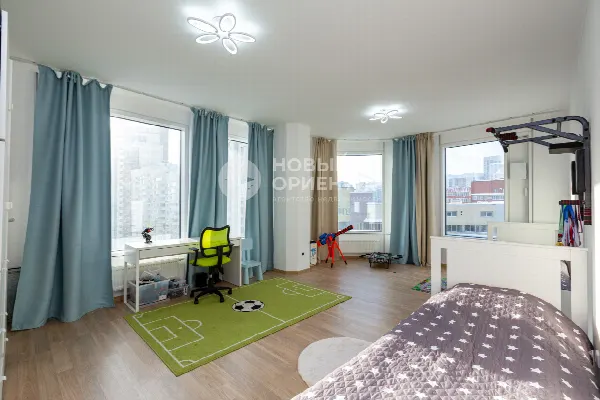 3-комн. квартира, 156.5 м², 11/32 эт.