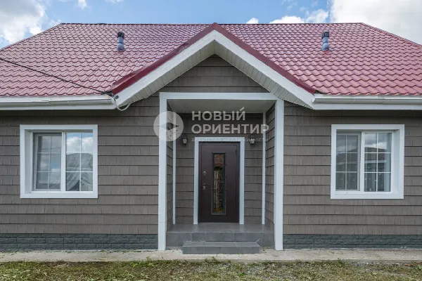 Коттедж, 185 м², участок 7 сот.