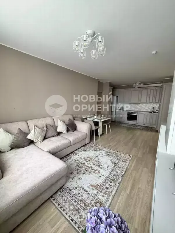 2-комн. квартира, 61.7 м², 6/13 эт.