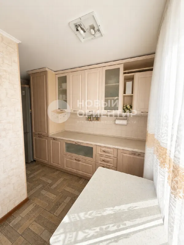 3-комн. квартира, 57.2 м², 4/5 эт.