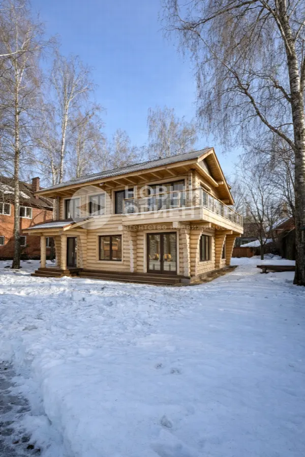 Дом, 265 м², участок 13 сот.