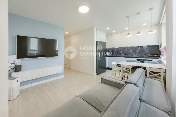 2-комн. квартира, 67 м², 31/35 эт.