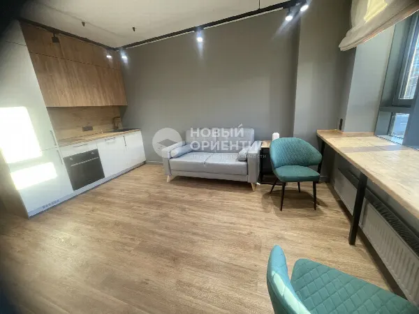 1-комн. квартира, 42 м², 10/24 эт.