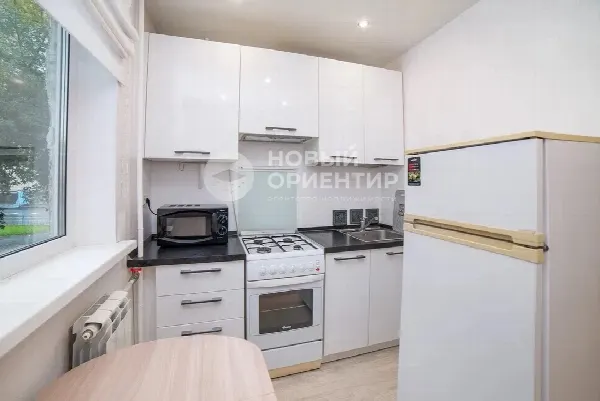 2-комн. квартира, 44 м², 2/5 эт.