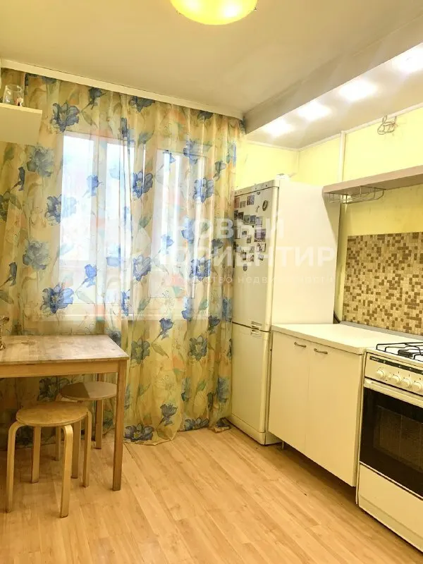 1-комн. квартира, 33.3 м², 3/10 эт.