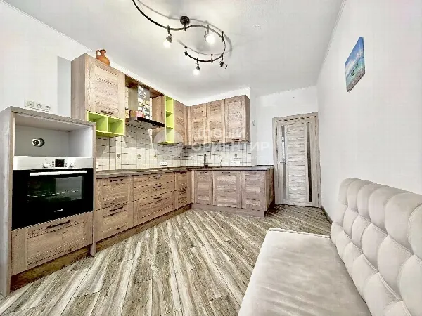 3-комн. квартира, 94.5 м², 13/28 эт.