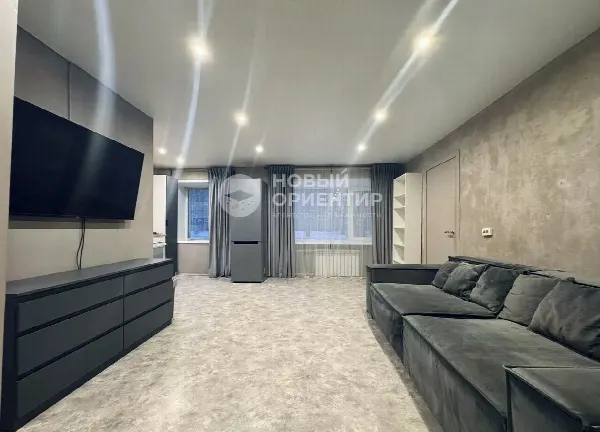 2-комн. квартира, 42.6 м², 1/5 эт.