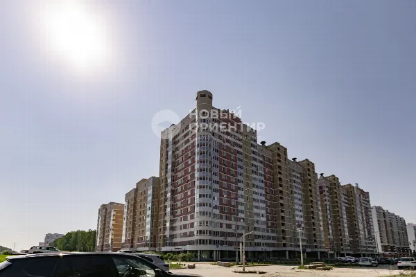 2-комн. квартира, 70.2 м², 6/17 эт.