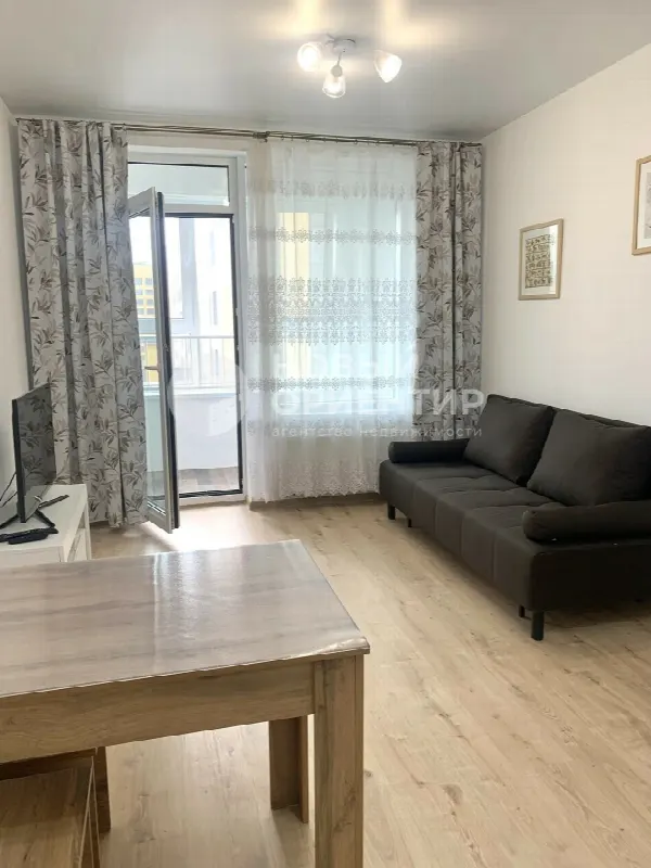 1-комн. квартира, 38 м², 12/18 эт.