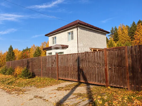 Дом, 102.5 м², участок 10 сот.