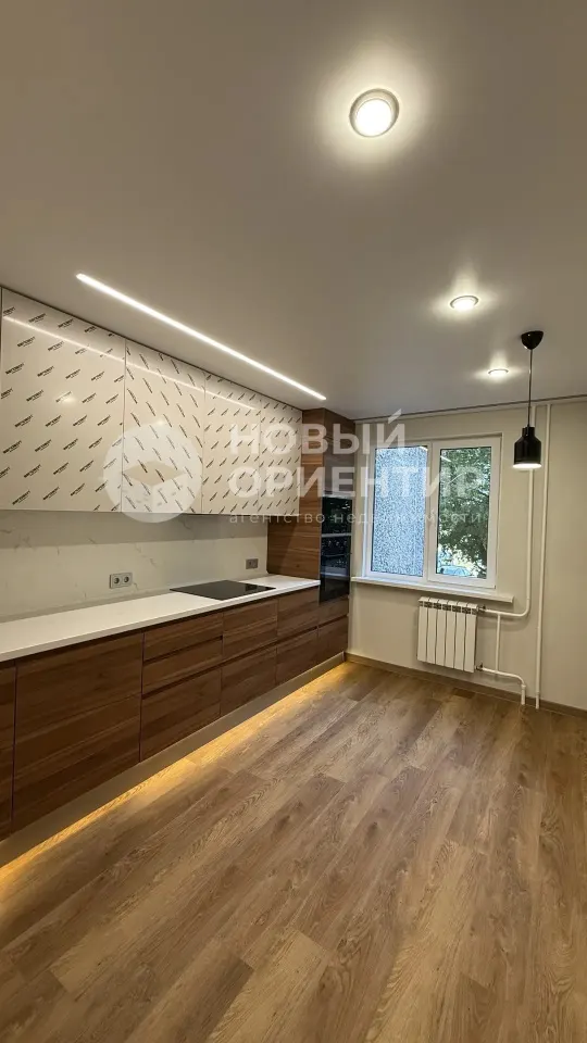 4-комн. квартира, 96 м², 1/9 эт.
