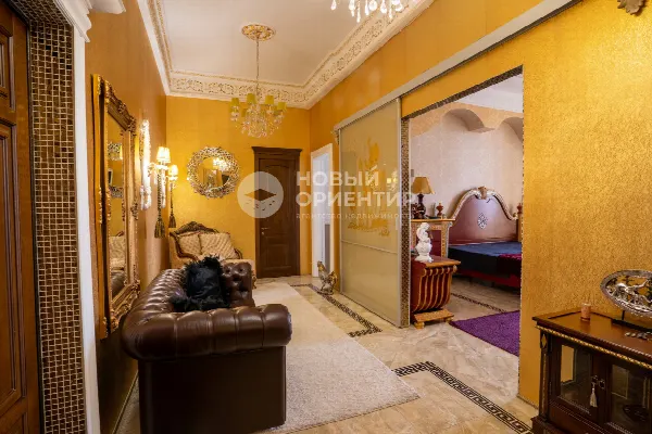 2-комн. квартира, 125 м², 16/16 эт.