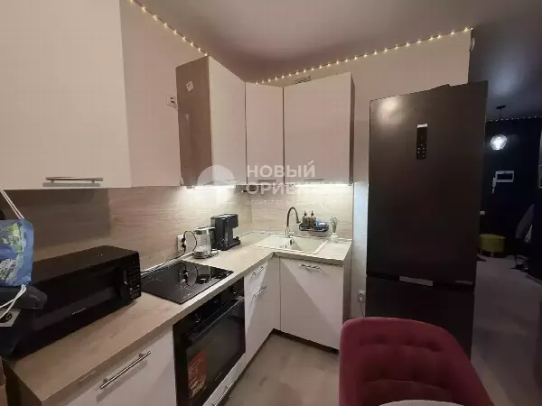 1-комн. квартира, 44.8 м², 3/4 эт.