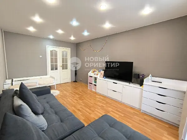 1-комн. квартира, 37.5 м², 16/16 эт.