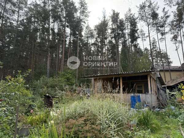Дача, 10 м², участок 10 сот.
