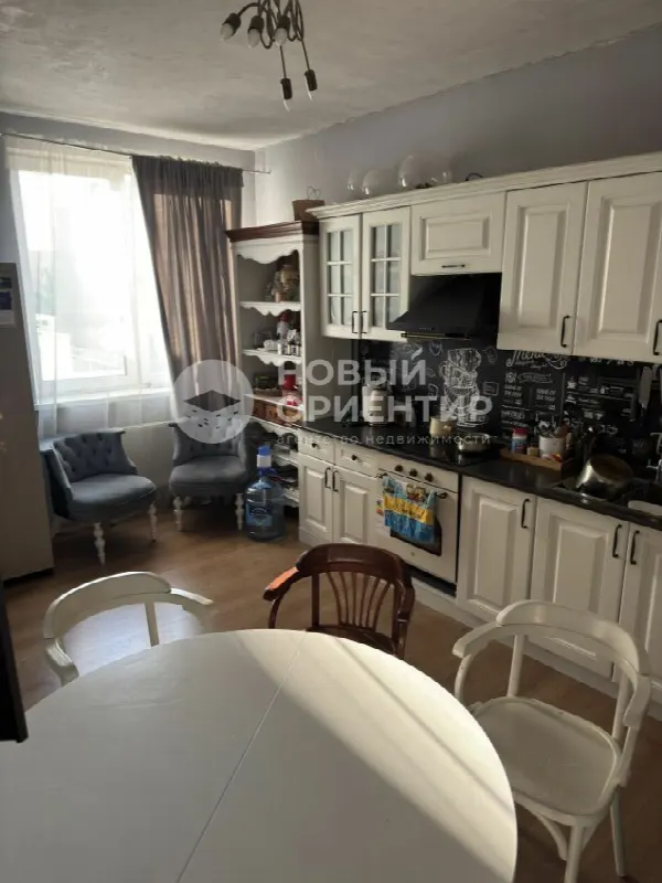 2-комн. квартира, 64.1 м², 4/25 эт.