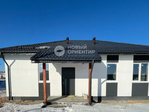 Дом, 100 м², участок 6.8 сот.