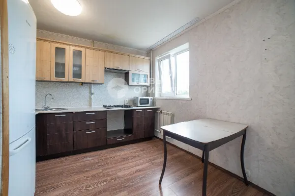 2-комн. квартира, 42.8 м², 8/9 эт.