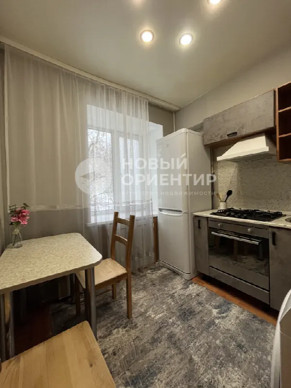 1-комн. квартира, 30 м², 1/5 эт.