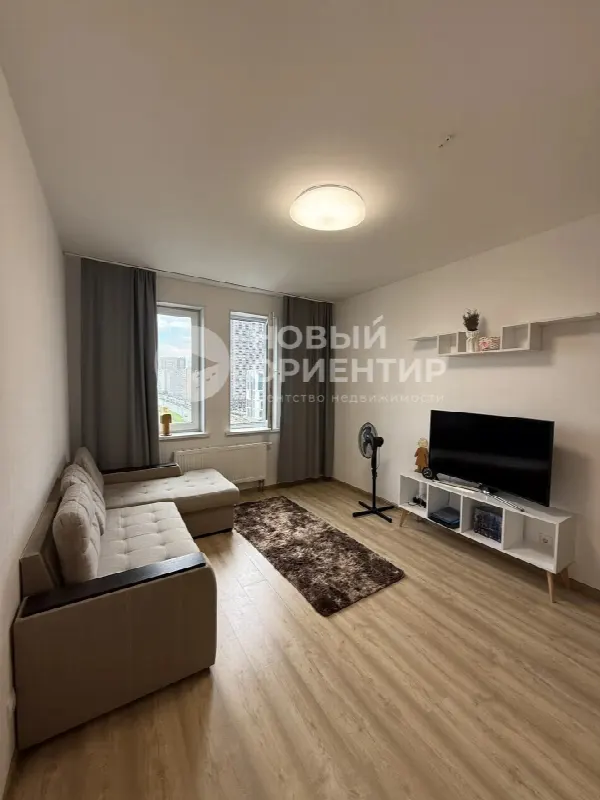 1-комн. квартира, 35.4 м², 8/24 эт.