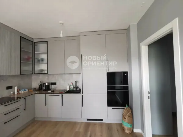 2-комн. квартира, 54.3 м², 3/25 эт.