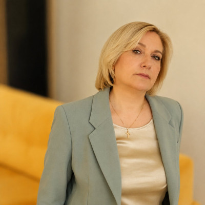 Сероштан Елена